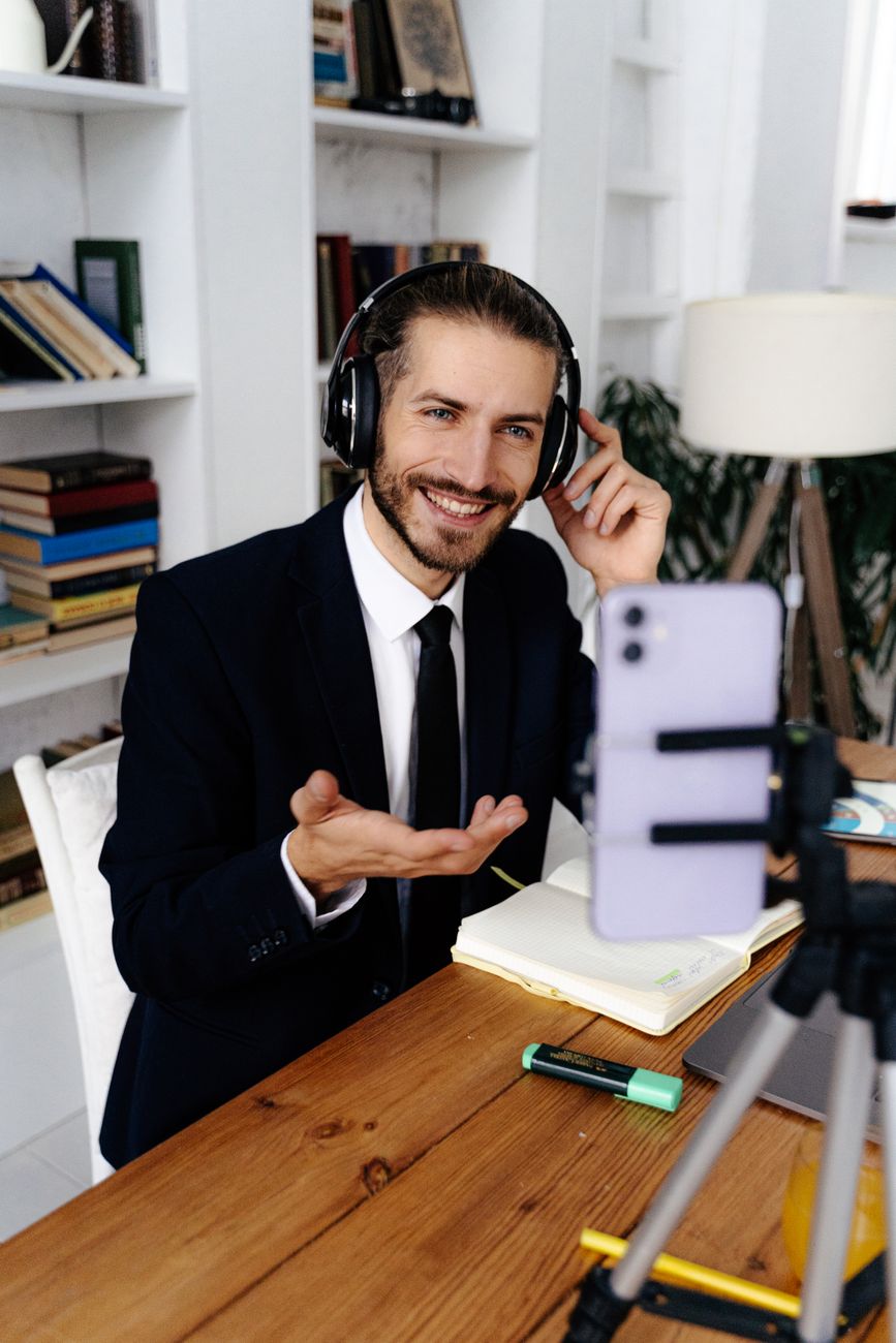 He Used One Weekly Habit to Rebuild His Career Momentum